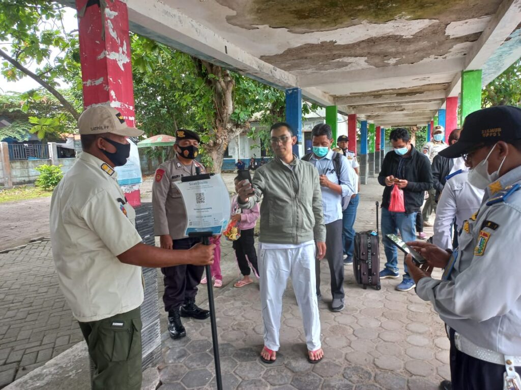 214 Wisatawan Tiba di Pulau Tidung Kep Seribu Selatan Diwajibkan Taat ProKes Selama di Pulau