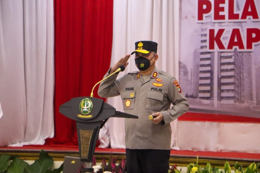 Lantik Kabiddokkes, Kapolda Metro: Pantau Covid-19 dan Vaksinasi Booster
