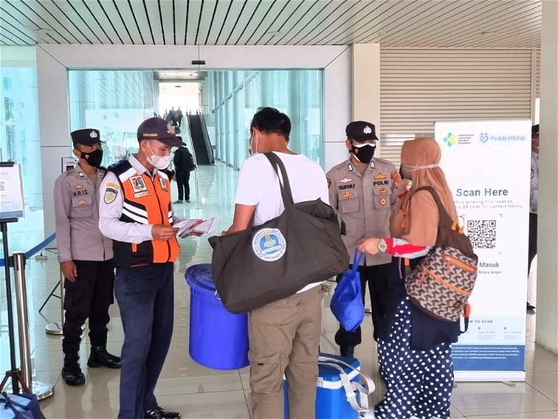 Ke Pulau Seribu dari Pelabuhan Kaliadem, 268 Penumpang Kapal Diwajibkan Jalani Scan PeduliLindungi