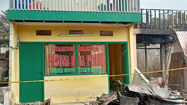 Kebakaran Simprug Warteg Barokah Tak Tersentuh Api