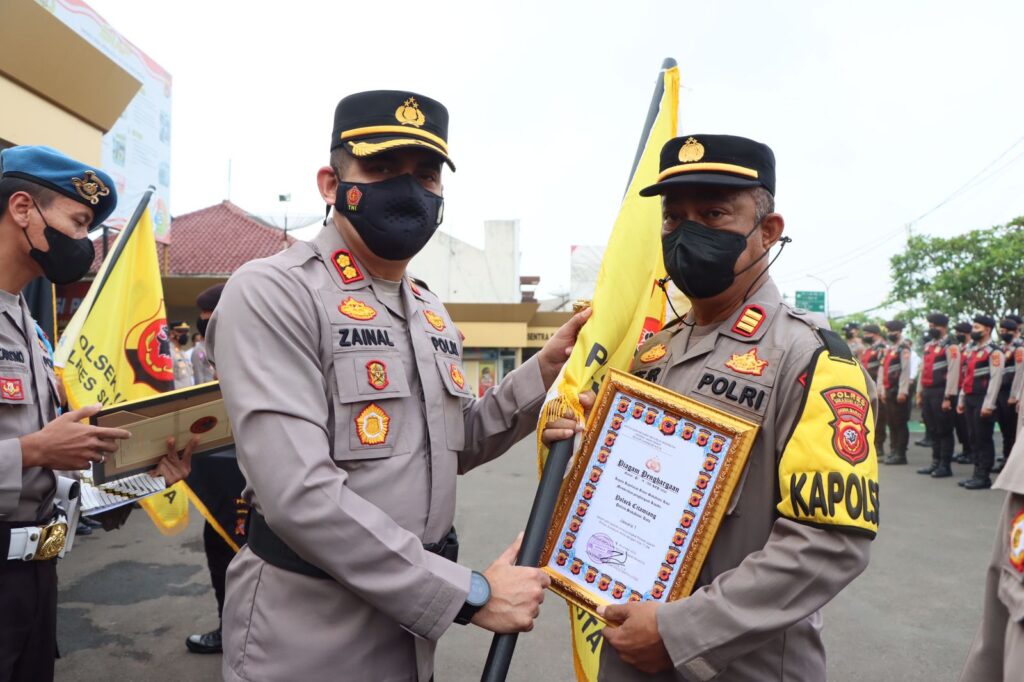 Polsek Citamiang Raih Peringkat Pertama Sebagai Polsek dengan Kinerja Pelayanan Masyarakat Tertinggi