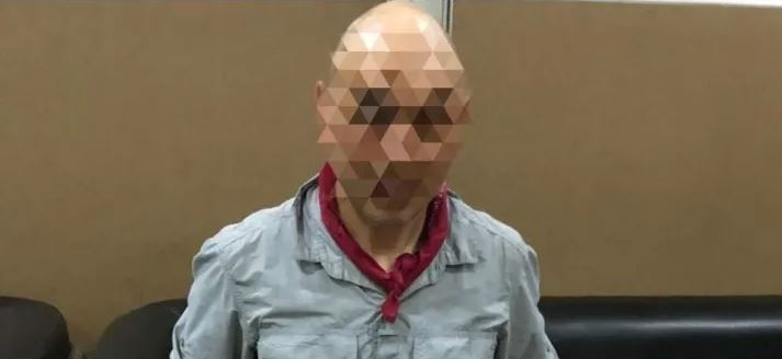 Turis Asal Australia Selundupkan Ganja Cair