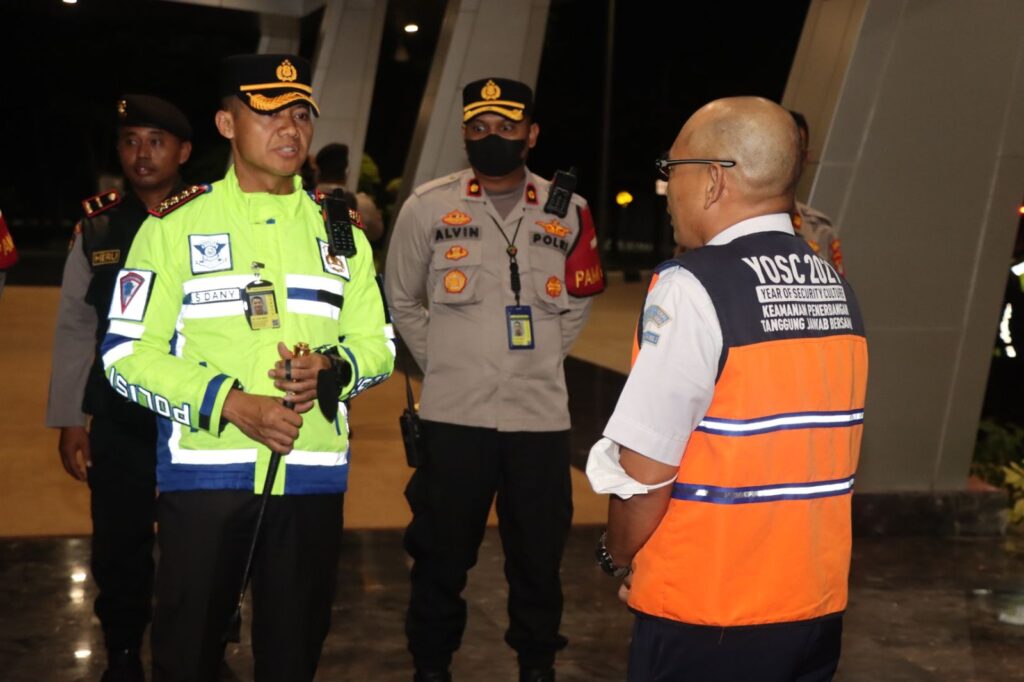 Kapolresta Bandara Soekarno – Hatta Pimpin Sterilisasi VIP Room Terminal 3