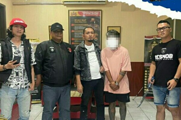 Tim ROTR Polresta Manado Amankan Seorang Warga Tuminting Bawa Pedang Samurai