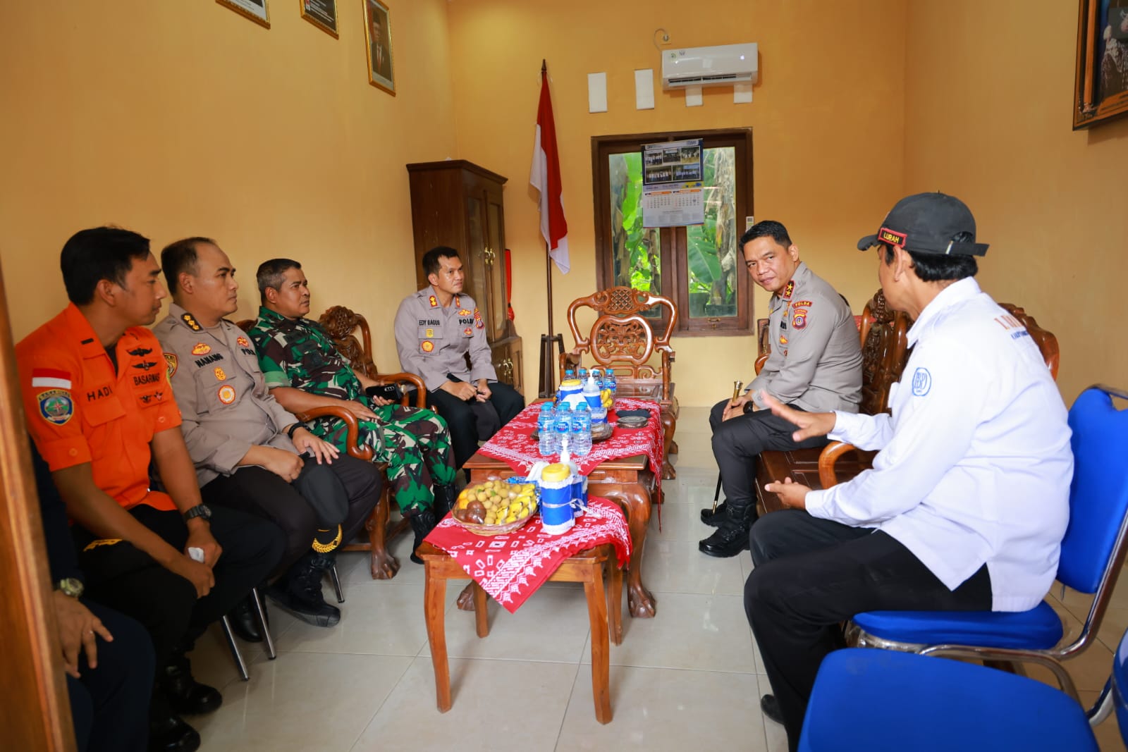 Niko Dwi Saputra Diberikan Bea Siswa oleh Kapolda D.I.Y.