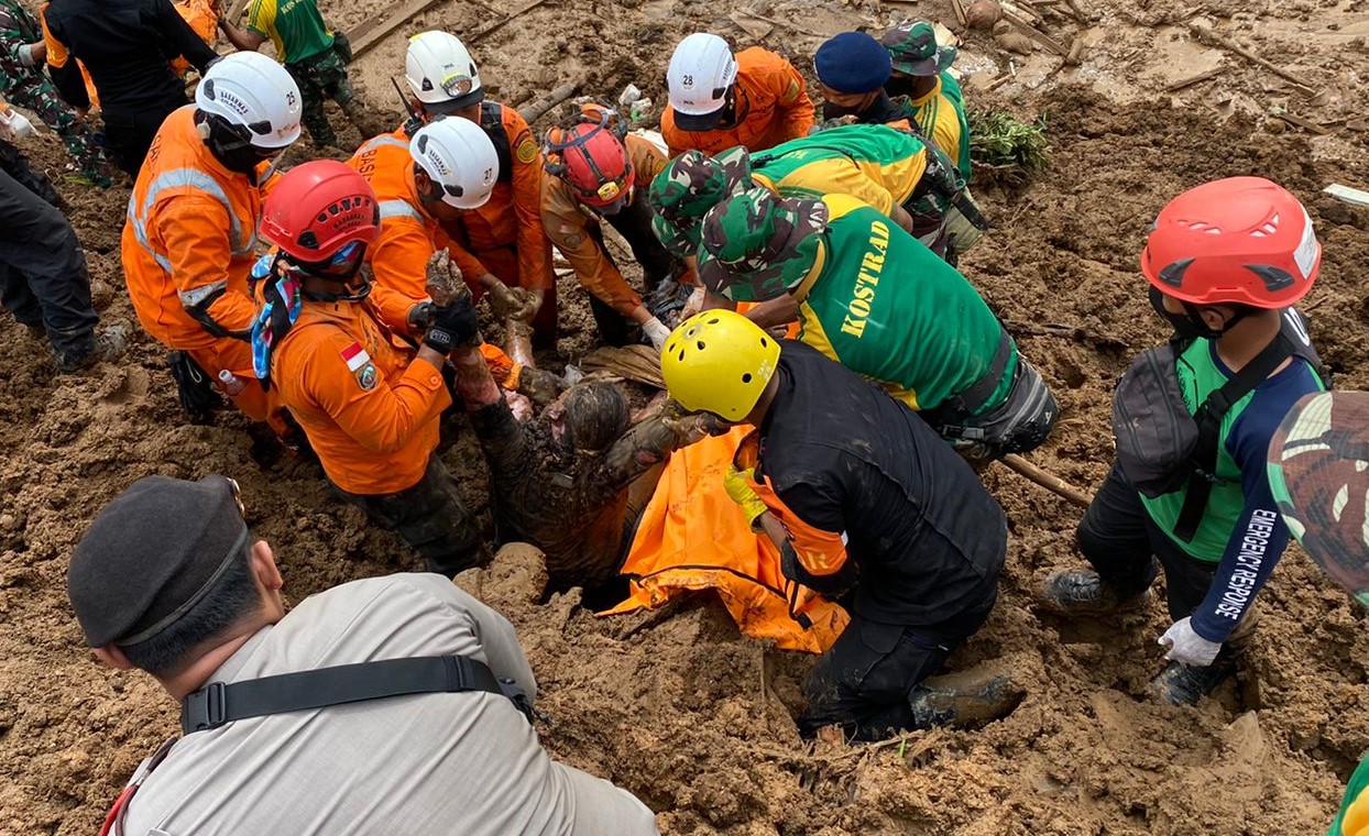 Tim Gabungan Polri dan SAR Kembali Temukan 2 Korban Gempa Cianjur