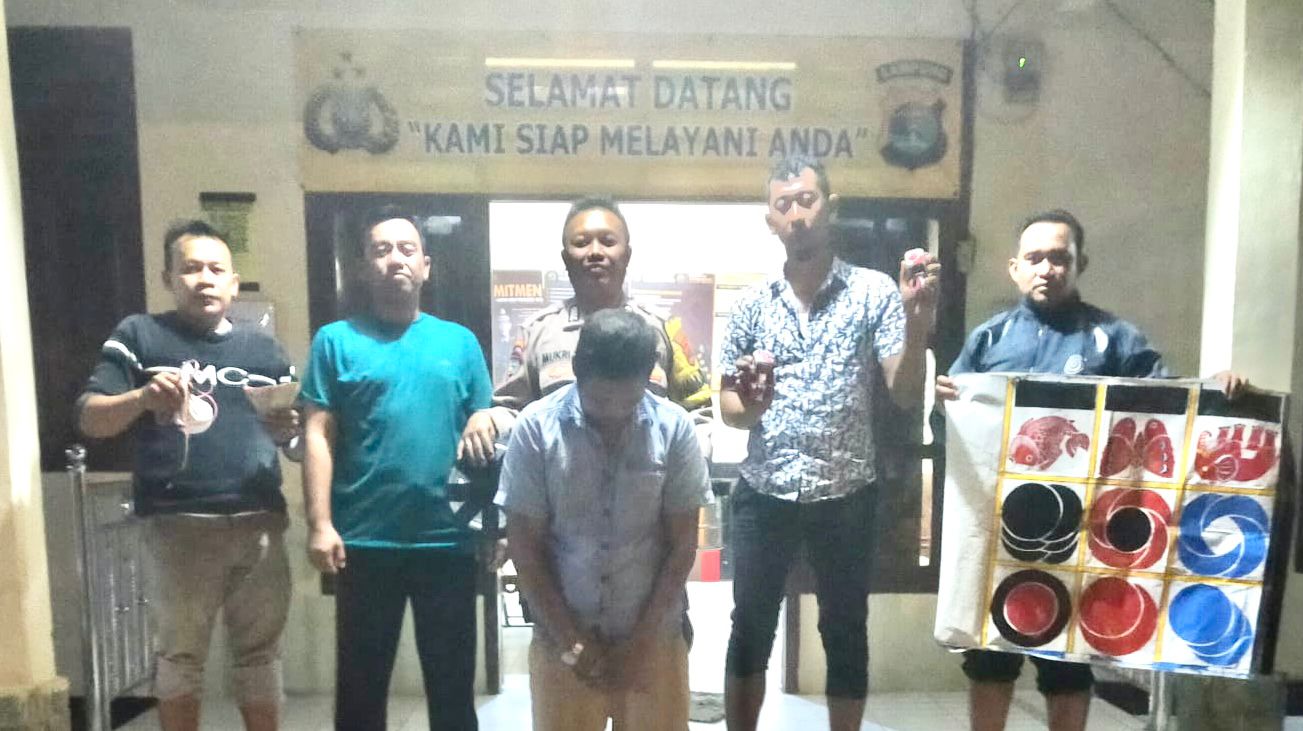 Polsek Pugung Dibackup Tekab 308 Presisi Polres Tanggamus Tangkap Seorang Bandar Koprok