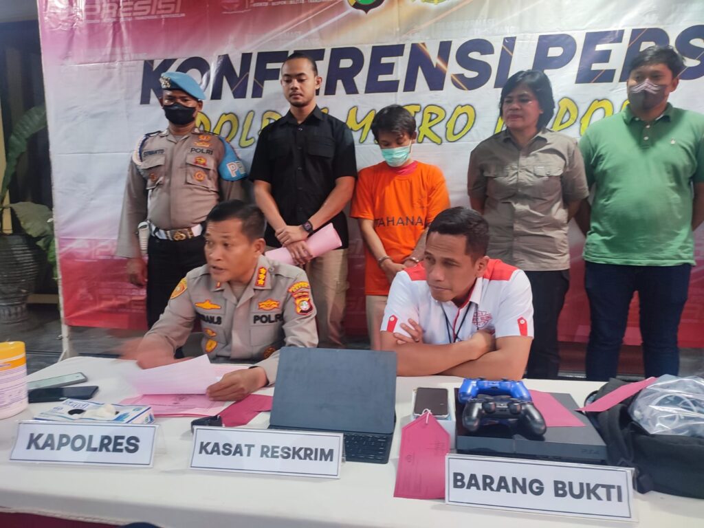 Press Conference Tindak Pidana Pencurian Dengan Pemberatan Pasal 363 KUHP.