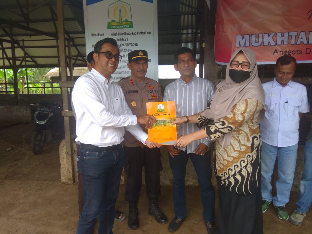 Dengan Bantuan Pokir Dewan DPRA Dari Fraksi Partai PNA Muktar Daud Rehab Pasar Hewan