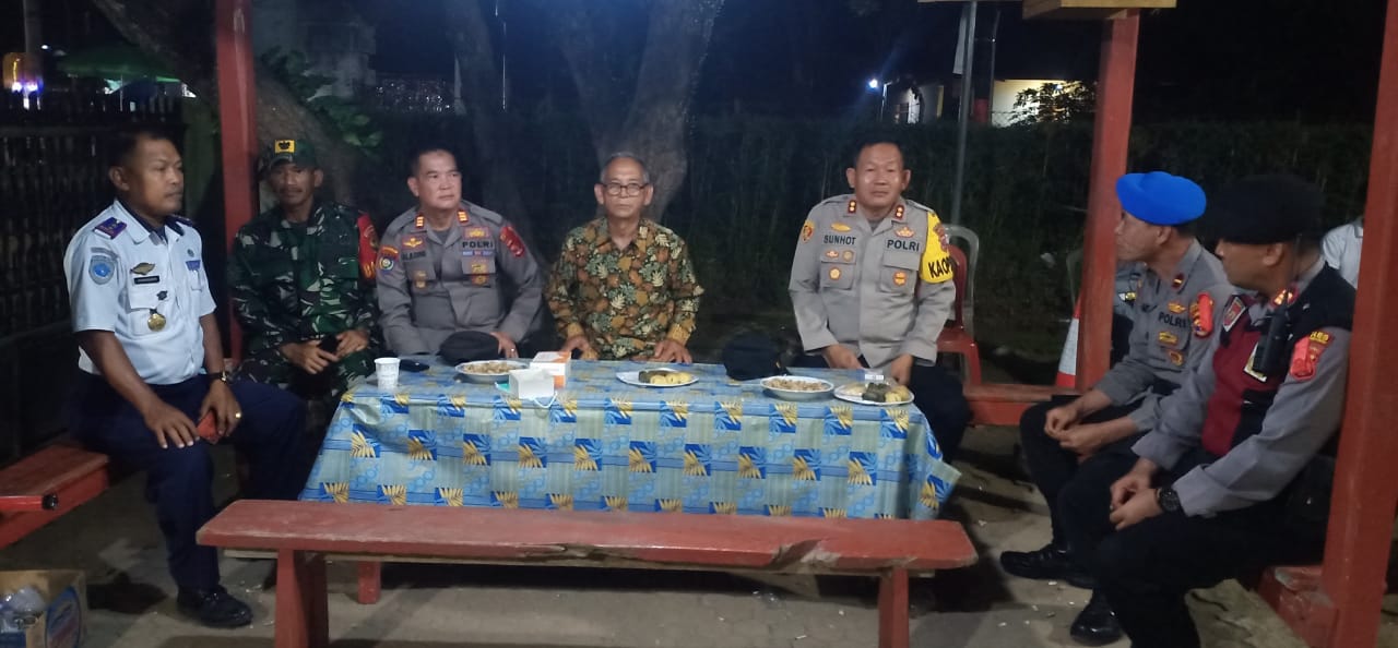 Wujudkan Rasa Aman dan Nyaman di Perayaan Natal, Kapolres Tubaba Kunjungi Gereja