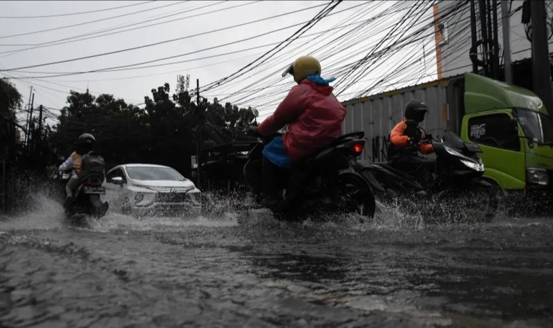 Warga Jaksel Diminta Waspadai Banjir