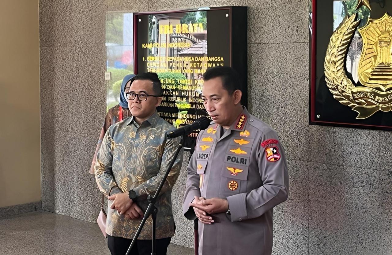 Kapolri: “Evakuasi Rombongan Kapolda Jambi Disertai Modifikasi Cuaca”