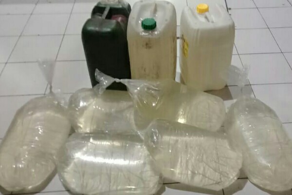 Polisi Gagalkan Peredaran Ratusan Liter Captikus di Sagerat Bitung