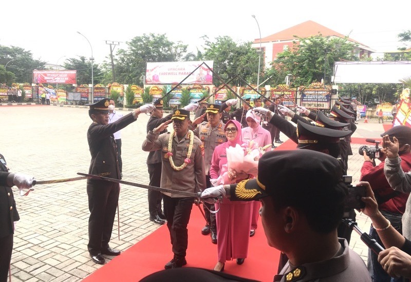 Pedang Pora Sambut Kedatangan Kapolrestro Bekasi Kota Baru Kombes Pol Dani Hamdani