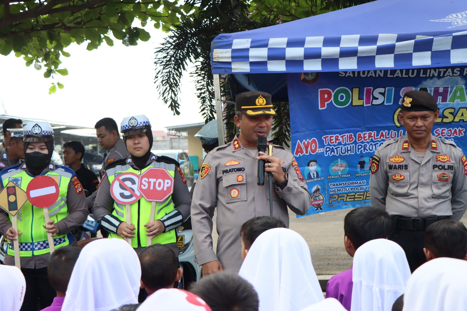 Wujudkan Polisi Sahabat Anak, Polres Pesawaran Menerima Kunjungan Puluhan Anak TK Negeri Pembina Pesawaran