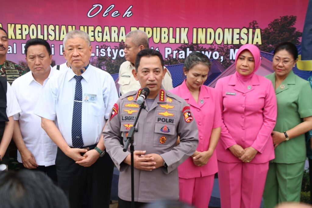 Kapolri Instruksikan Anggota Beri Pelayanan Maksimal untuk Masyarakat