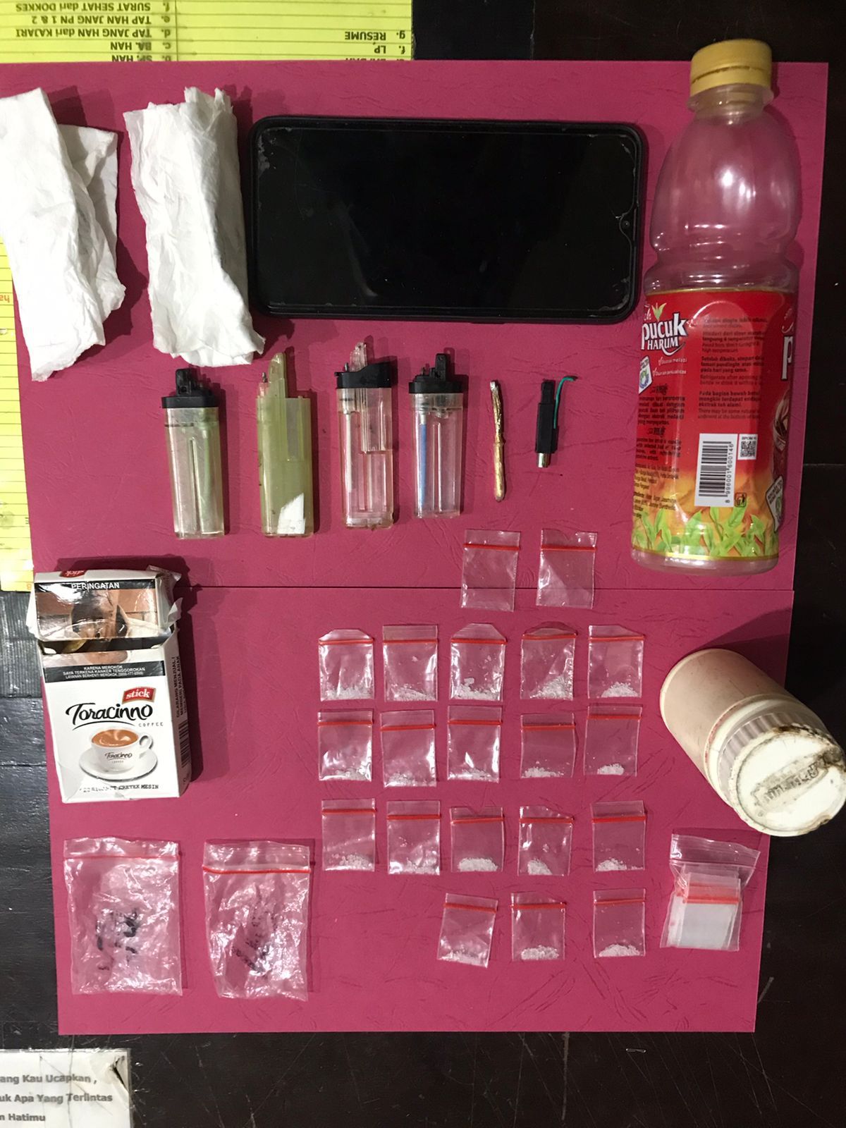 Pengedar Narkoba Ditangkap, Polisi Amankan 18 Paket Sabu Siap Edar.