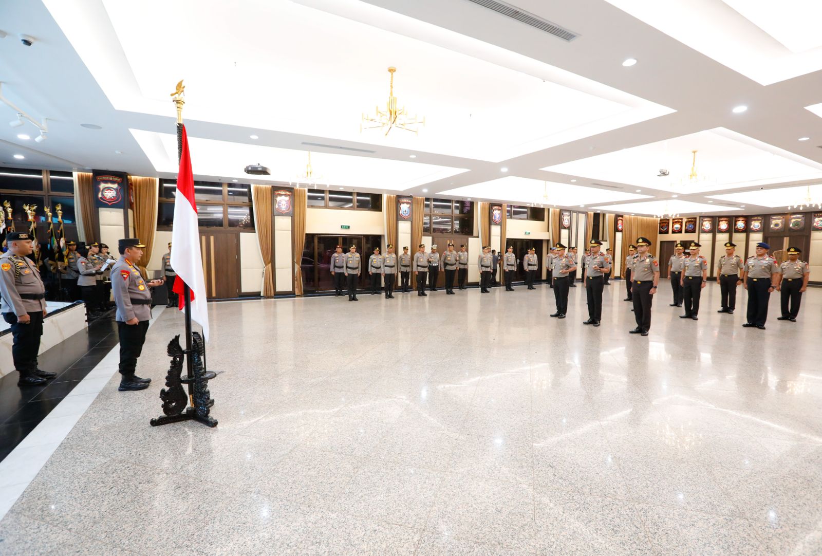 Kapolri Pimpin Kenaikan Pangkat 11 Pati Polri