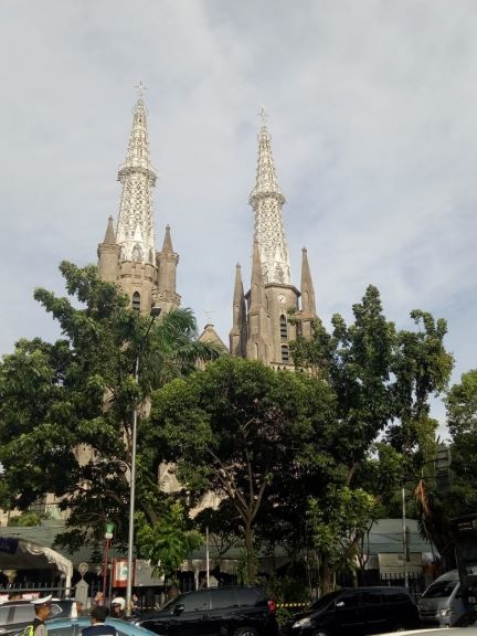 Gereja Katedral Sediakan Halaman Parkir untuk Pengunjung Sholat Ied Istiqlal
