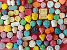 Polda Metro Amankan Pasutri Siri Penerima Ekstasi MDMA Dari Luar Negeri