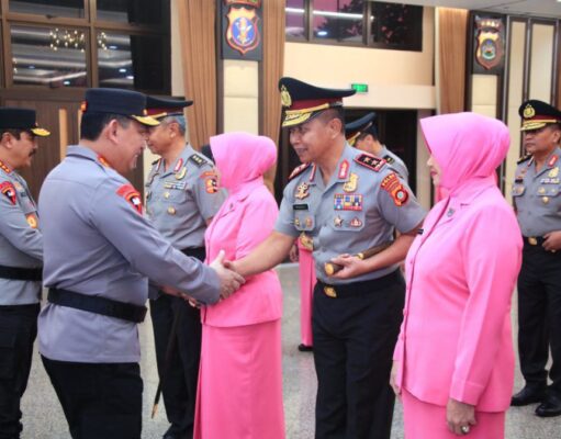 Kapolda Gorontalo, Pudji Prasetijanto Hadi Resmi Sandang Pangkat Irjen Pol
