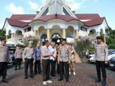 Kunjungi Sejumlah Gereja, Kapolda Pantau Pengamanan Ibadah Paskah di Kota Manado
