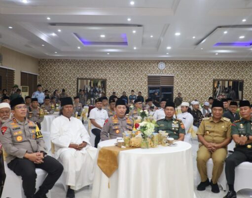 Kapolri dan Panglima TNI Bukber dengan Ulama dan Masyarakat di Polda Banten