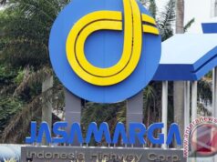 Respon Cepat Petugas Pasca Kejadian Kecelakaan di KM 58 Tol Jakarta-Cikampek, Arah Jakarta Bisa Dilalui Pengguna Jalan