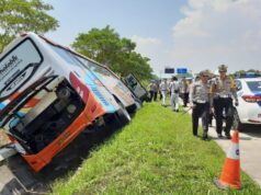 7 Orang Meninggal Dunia dalam Kecelakaan Bus Tol KM 370 Batang-Semarang