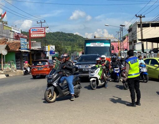Arus Meningkat 10 Kali Polres Garut Berlakukan Sistem One Way