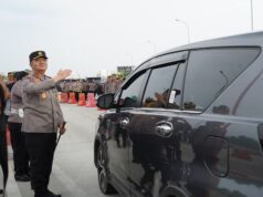 Kapolda Riau Lakukan Pengecekan Tol Sungai Pinang Guna Memastikan Keamanan Pemudik Lebaran 2024