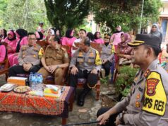 Kapolres Lampung Utara Dampingi Kapolda Lampung Melayat ke Rumah Duka Nakes Meninggal Saat Operasi Ketupat Krakatau 2024