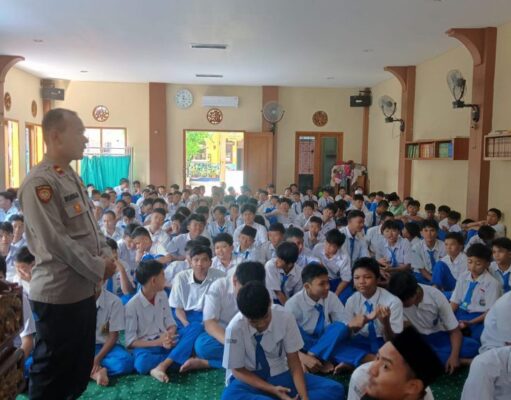 Menginspirasi Siswa untuk Berbuat Baik dan Menjaga Kamtibmas