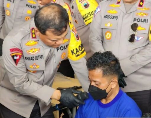 Polda Jateng Tangkap Komplotan Perampok Toko Emas Dengan Senpi