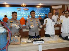 Polda Sulut Gagalkan Pengiriman 10 kg Emas Diduga Hasil PETI