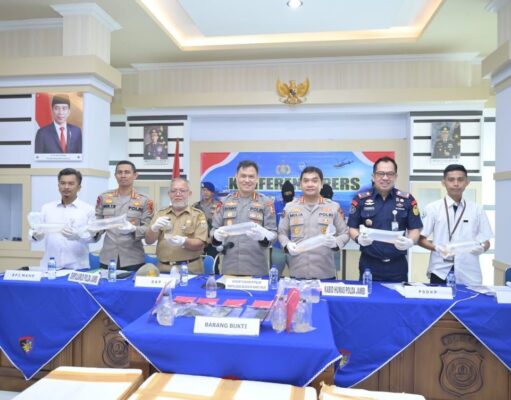 Ditpolair Polri dan KKP Gagalkan Penyelundupan 125.684 Benih Lobster Senilai Rp 25 M
