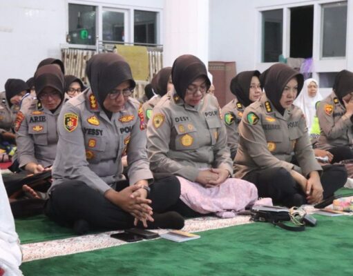 Tim SSDM Polri Gelar Kegiatan Trauma Healing untuk Korban Banjir Lahar Dingin Gn Marapi