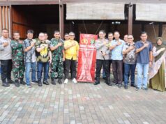 Rembug Warga, Kapolres Metro Depok Kunjungi Warga RW 11 Leuwinanggung Tapos Depok